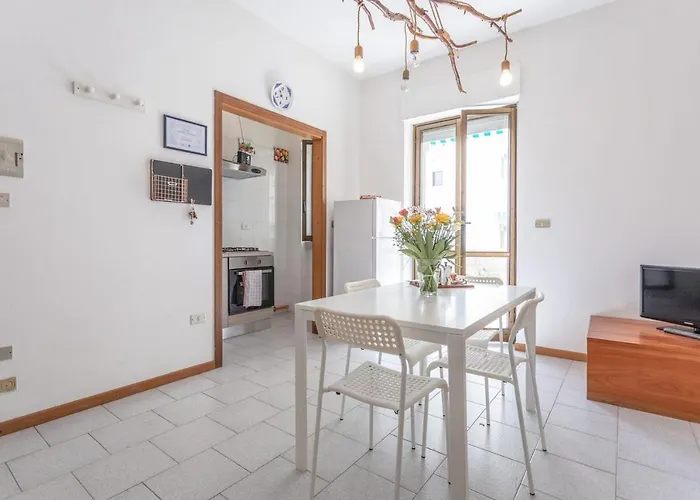 Апартаменти Casa Trentapassi Rivabella 2-6 Posti Letto *